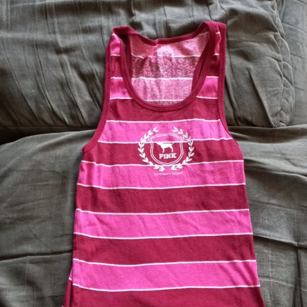 PINK VICTORIA SECRET TANK TOP